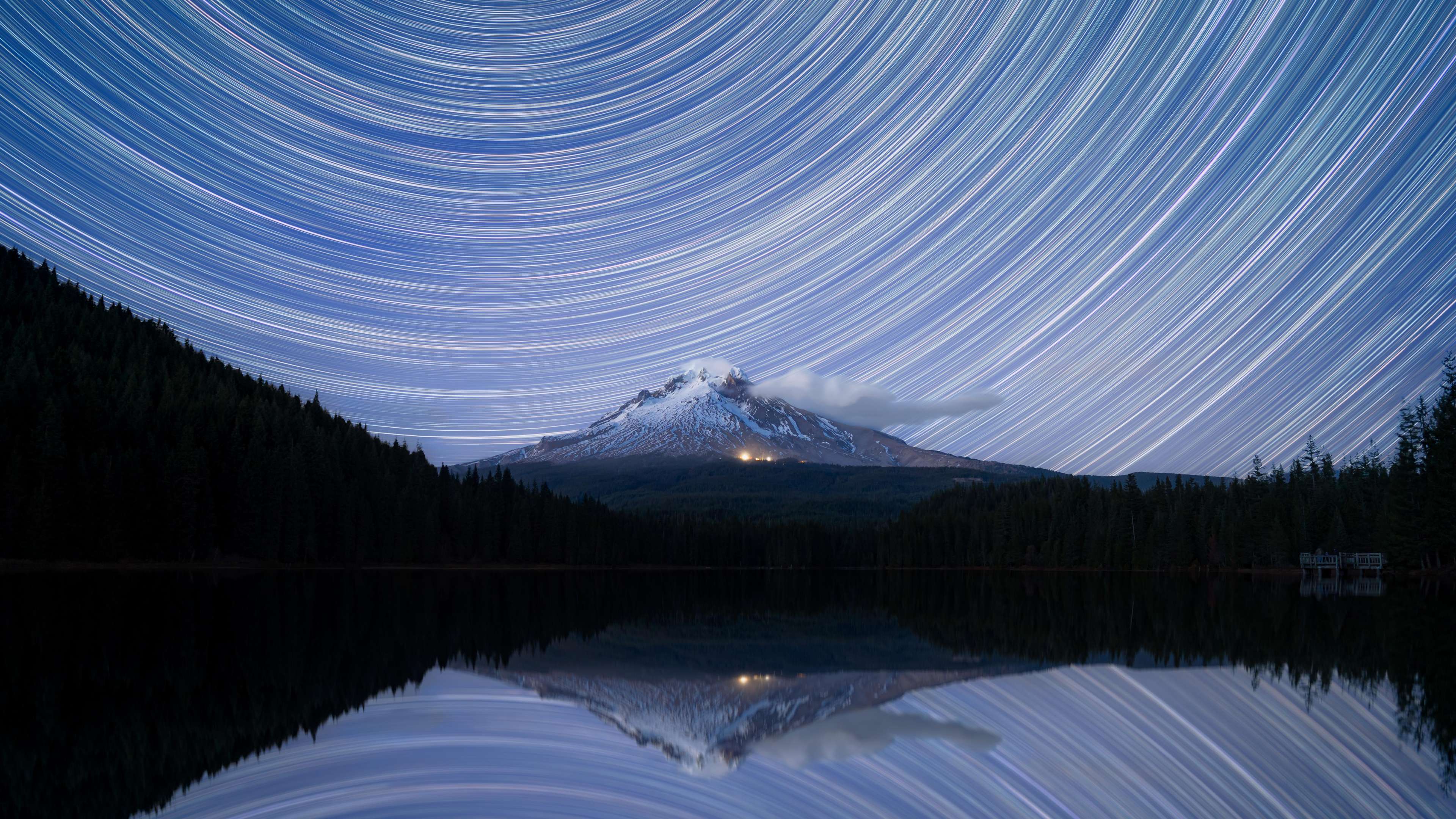 自然 风景 夜 星 黑暗 火山 山 松树 森林 湖 倒影 雪峰 摄影 云 4K壁纸